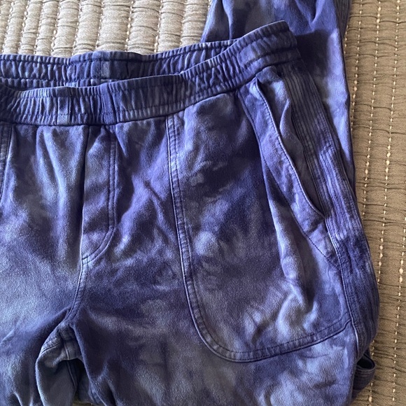 Athleta Blue Tie Dye Fleece Joggers L - Picture 6 of 7